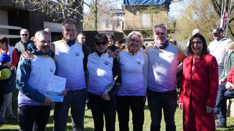 An erster Regatta teilgenommen